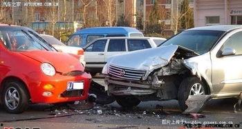 国产探歌车祸图片真实视频,视频揭示事故瞬间惨烈景象