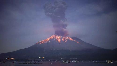火山爆发视频国产电影,国产灾难巨制再现惊心动魄