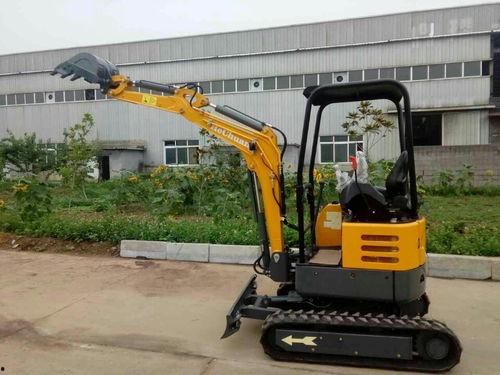 国产无尾大挖机视频,革新力作，引领工程机械新时代