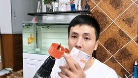 国产雷龙真的趴缸吗视频,视频揭示惊人内幕  第1张