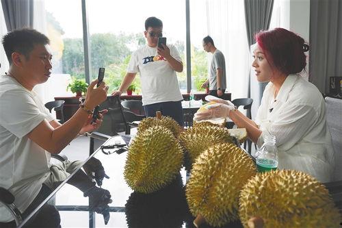 久热国产榴莲视频在线,久热视频带你领略热带风情  第1张