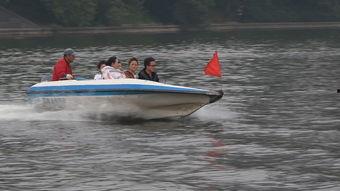 国产快艇试驾视频网站,速度与激情的极致体验  第3张